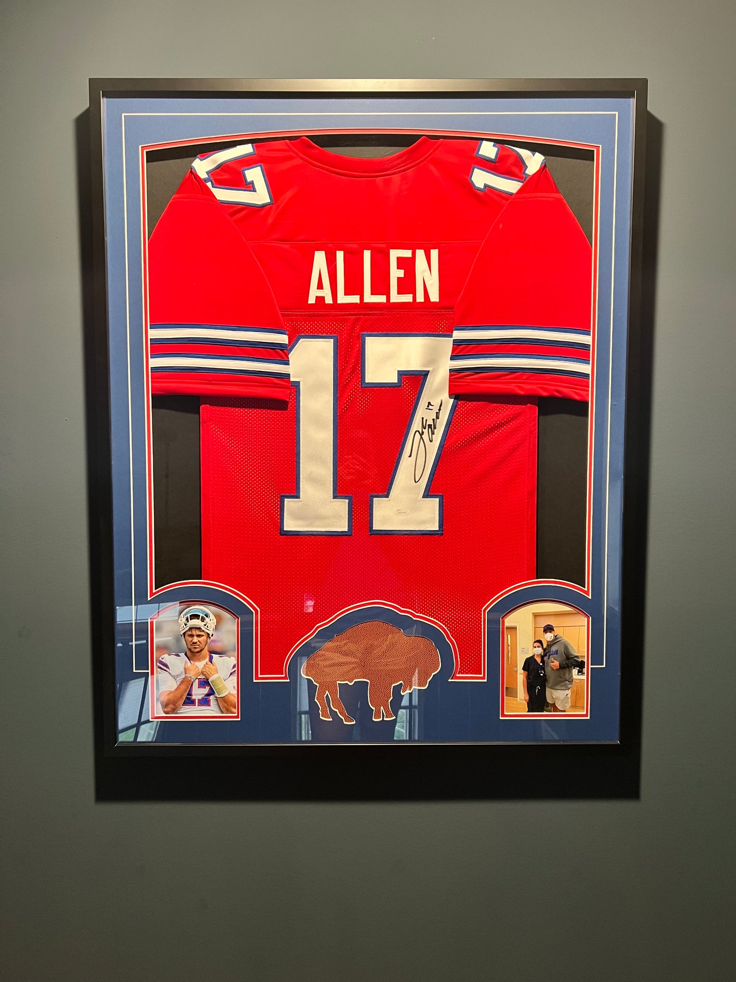 32x40 Vertical Frame with Buffalo Bills Logo